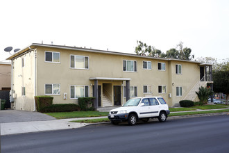 11720 Nebraska Ave in Los Angeles, CA - Building Photo - Primary Photo