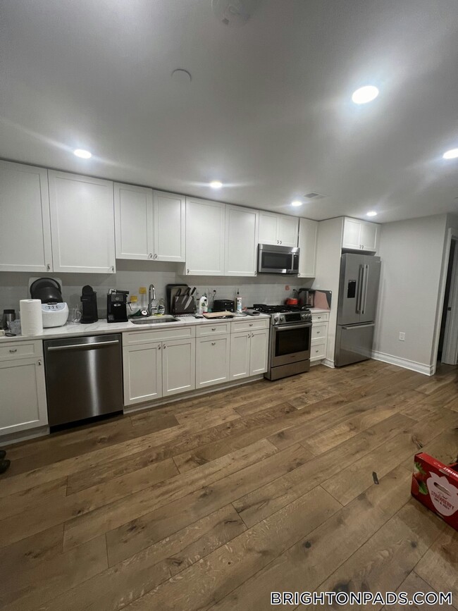 property at 14 Mt Hood Rd
