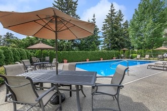 Aspen Creek Apartments in Puyallup, WA - Building Photo - Building Photo