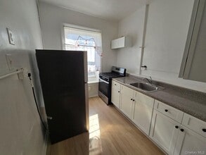 5614 Broadway in Bronx, NY - Building Photo - Building Photo