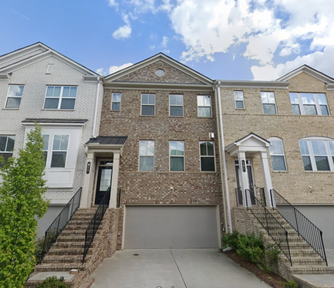 property at 811 Sunset Park Dr
