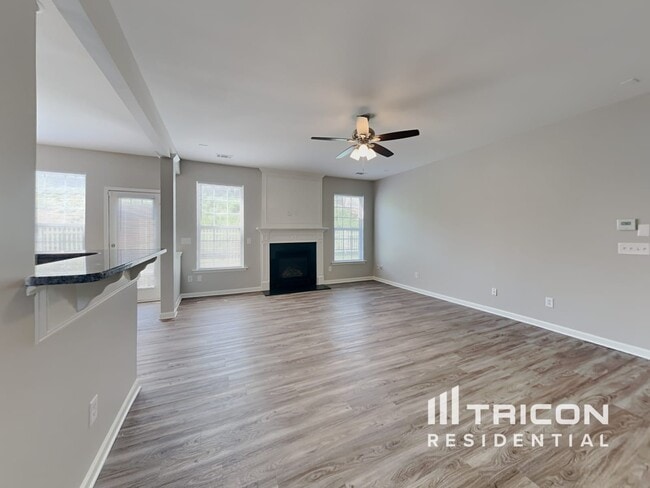 301 Minitree Ln in Charlotte, NC - Building Photo - Building Photo