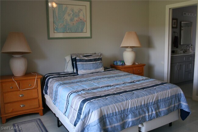 15472 Admiralty Cir in North Fort Myers, FL - Building Photo - Building Photo