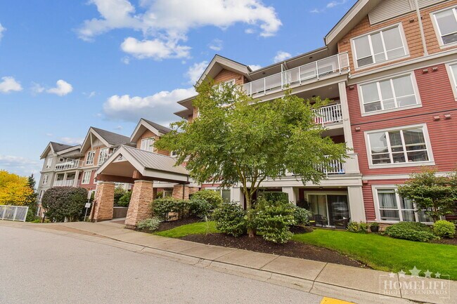 6440-6194 194 St in Surrey, BC - Building Photo - Building Photo