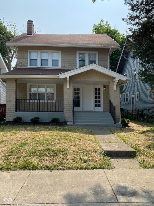 3531 Carrollton Ave in Indianapolis, IN - Building Photo