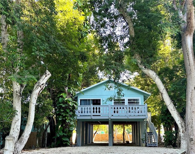 130 Gumbo Limbo Dr