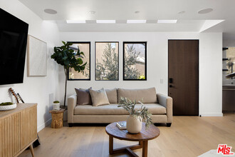1169 Palms Blvd in Los Angeles, CA - Building Photo - Building Photo