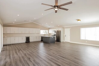 20227 N 13th Ave in Phoenix, AZ - Building Photo - Building Photo