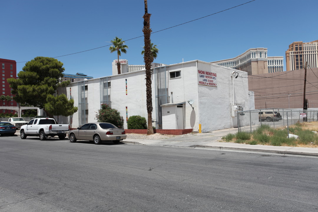 French Villa Apartments in Las Vegas, NV - Building Photo