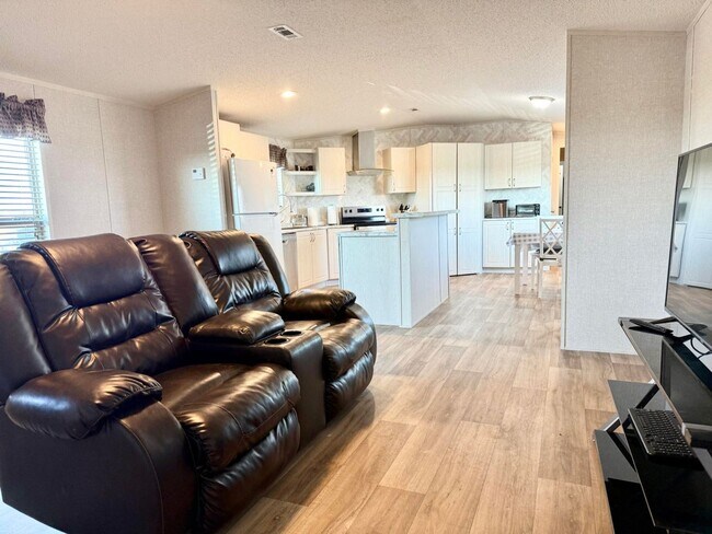 6896 Bulldog St in Anton, TX - Building Photo - Building Photo