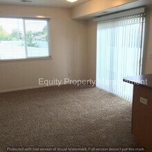 7034 S 300 E in Midvale, UT - Building Photo - Building Photo