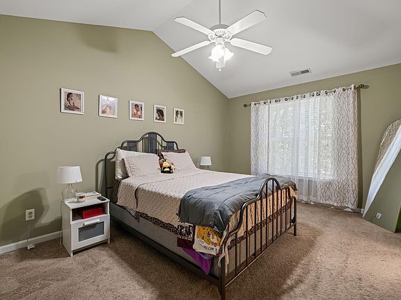 2105 Metacomet Way in Raleigh, NC - Building Photo - Building Photo
