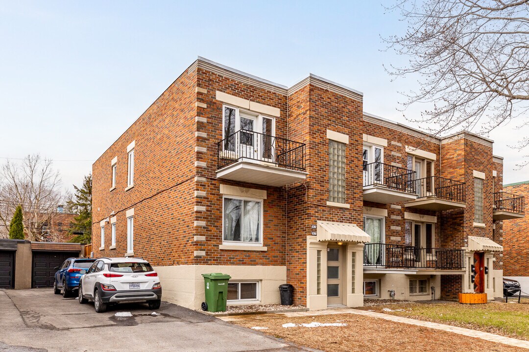 6390-6394 Saint-Michel Boul in Montréal, QC - Building Photo