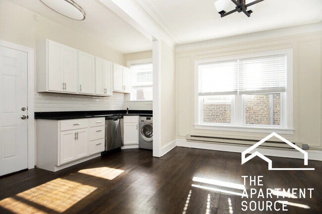 327 Kedzie St, Unit 3 in Evanston, IL - Foto de edificio - Building Photo