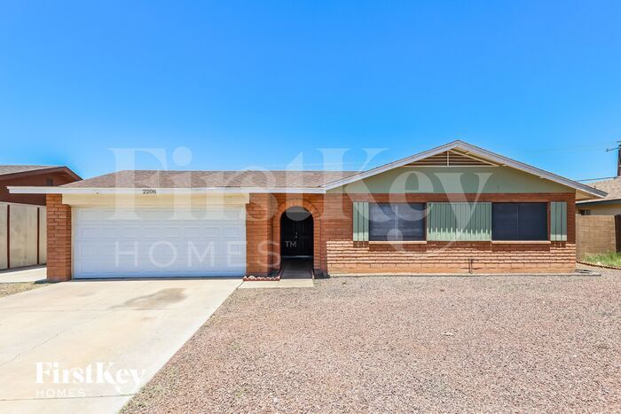 2208 W Dahlia Dr in Phoenix, AZ - Building Photo