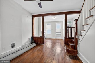 1910 N Howard St in Philadelphia, PA - Building Photo - Building Photo