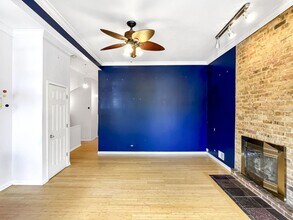2649 W Evergreen Ave in Chicago, IL - Building Photo - Building Photo