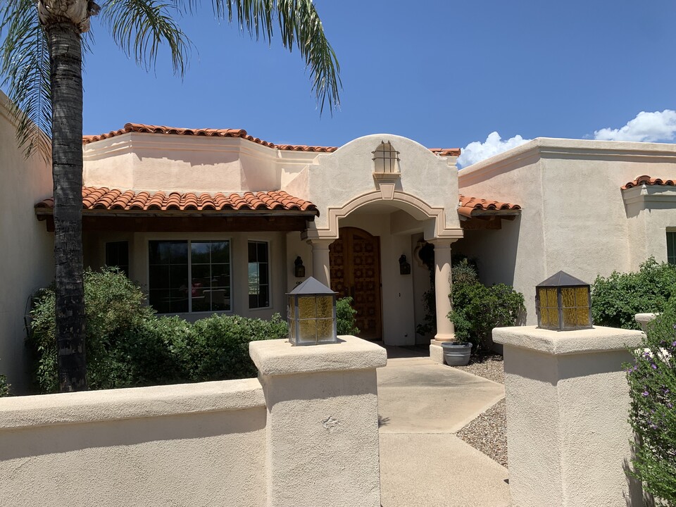 4667 N Rocky Crest Plz in Tucson, AZ - Foto de edificio