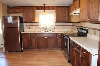 6516 Pat Helen Dr in Port Orange, FL - Building Photo - Building Photo