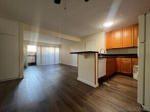 3550 Ruffin Rd in San Diego, CA - Building Photo - Building Photo