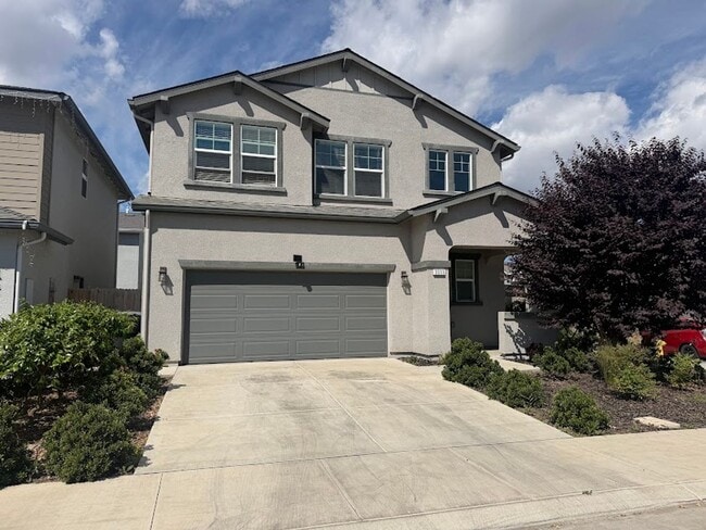 property at 3033 N Creekside St