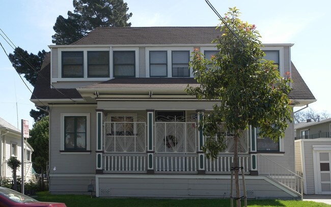 1818 Union St in Alameda, CA - Building Photo - Building Photo