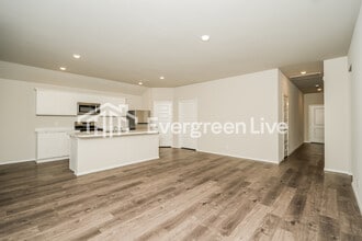 10187 E Biswell Ln in Verdigris, OK - Building Photo - Building Photo