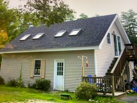 356 Rabbit Valley Rd in Oxford, ME - Building Photo