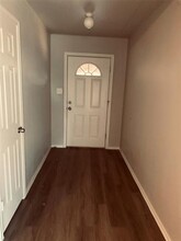 704 Stribling Cir in Azle, TX - Foto de edificio - Building Photo