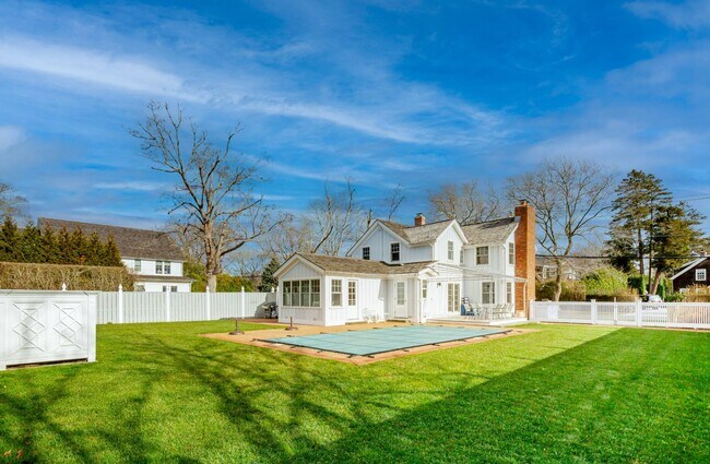 property at 25 Halsey St
