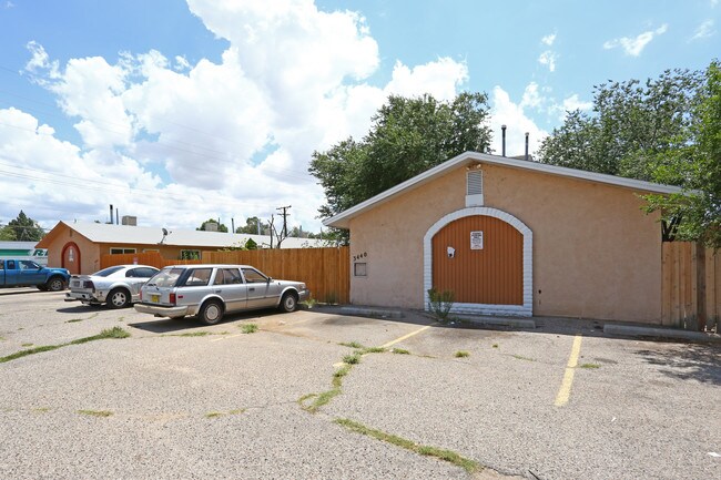 3440-3444 Eastern Ave SE in Albuquerque, NM - Foto de edificio - Building Photo