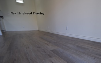 721 N Hollywood Way, Unit B in Burbank, CA - Building Photo - Building Photo