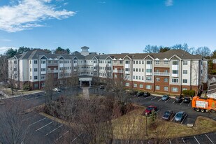 Somerset Condominiums in West Hartford, CT - Building Photo