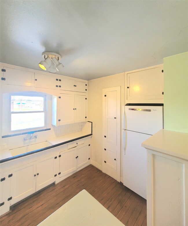 property at 1827 Fourcade St