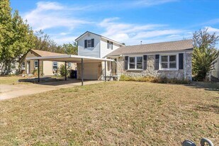717 N Stewart Ave in Norman, OK - Building Photo