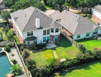 16410 Bluff Springs Dr in Houston, TX - Building Photo - Building Photo