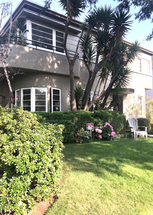 1240 S La Jolla Ave Apartments and Nearby Los Angeles Apartments For