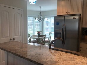 9000 Palm Blvd in Isle Of Palms, SC - Foto de edificio - Building Photo