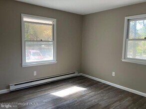 180 Penn Forest Trail in Albrightsville, PA - Foto de edificio - Building Photo