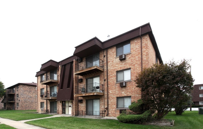 384 Cornell in Calumet City, IL - Building Photo - Building Photo