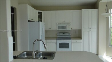 18811 SW 29th Ct in Miramar, FL - Building Photo - Building Photo