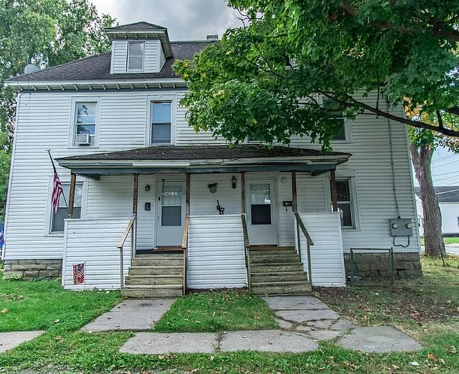 property at 1200 Bronson St