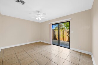 3281 E Golf Blvd in Pompano Beach, FL - Building Photo - Building Photo