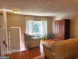 11646 Cosca Park Dr in Clinton, MD - Building Photo