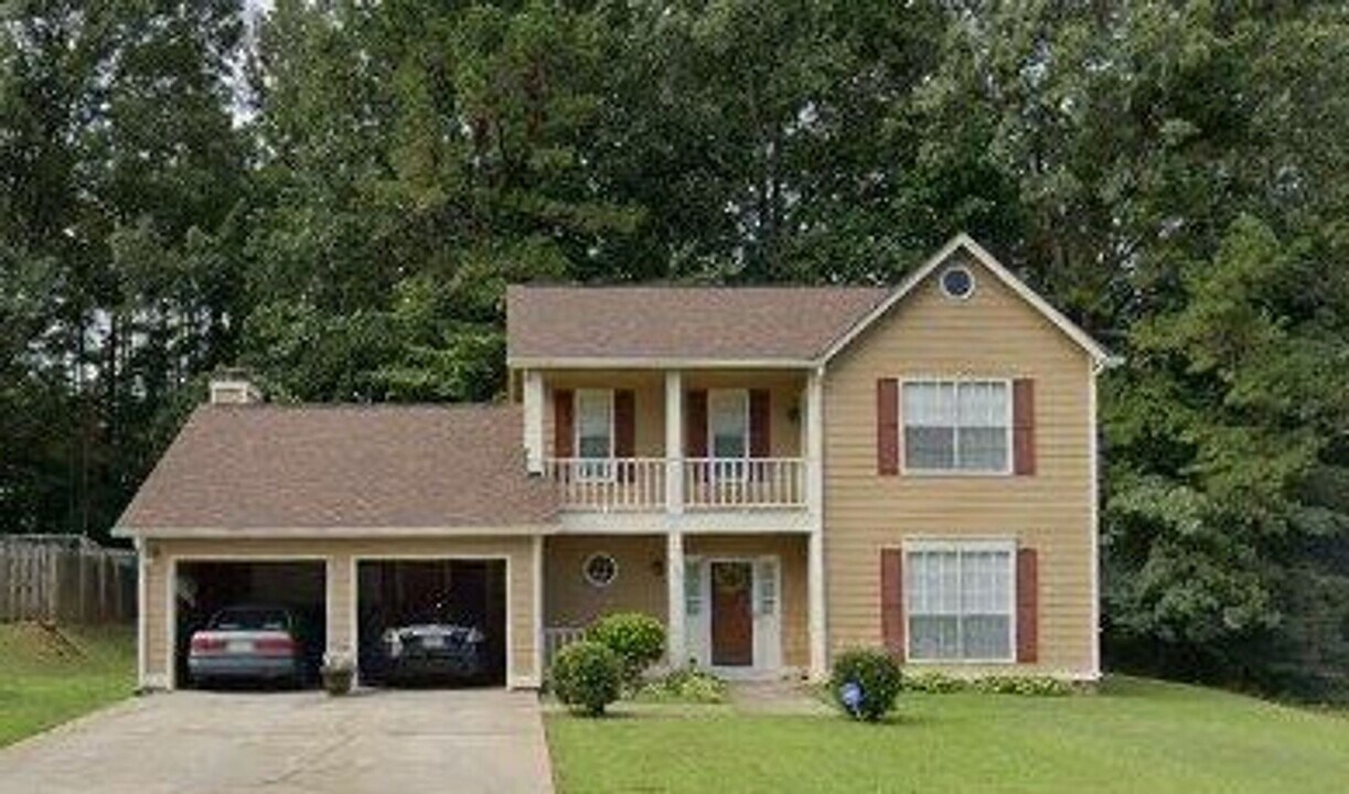 5430 Forest Downs Cir in College Park, GA - Building Photo