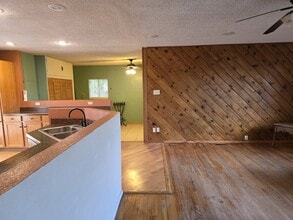 904 Avenida Del Sumbre in Roswell, NM - Building Photo - Building Photo