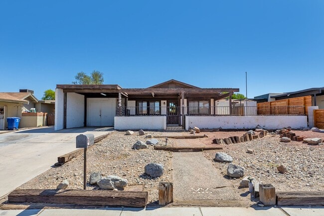 property at 1344 W 13th St