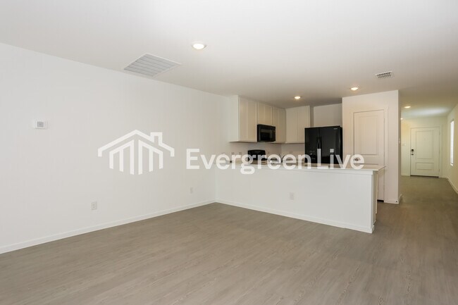 1672 Stellar Sea Ln in Fort Worth, TX - Building Photo - Building Photo