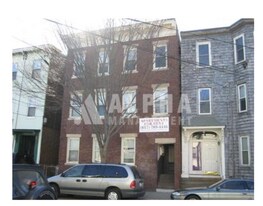 9 Fulkerson St, Unit 3 in Cambridge, MA - Building Photo