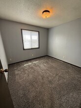 3108 Sycamore Terrace in Sioux City, IA - Building Photo - Building Photo